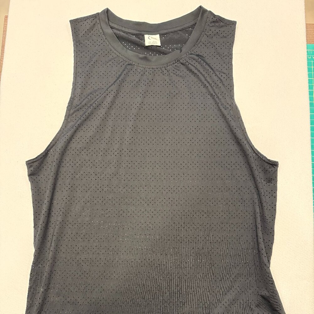 Black Zyia active tank top